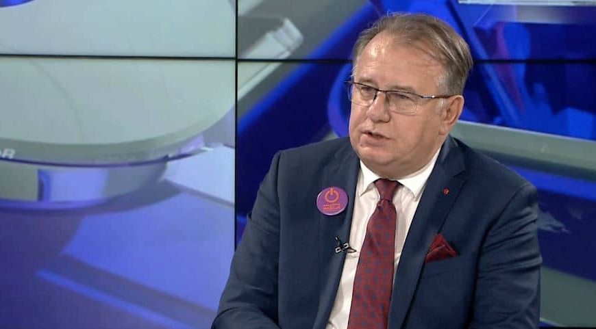 Federalni premijer Nermin Nikšić: “Ušli smo u političku krizu, možemo je prevazići samo razgovorom”