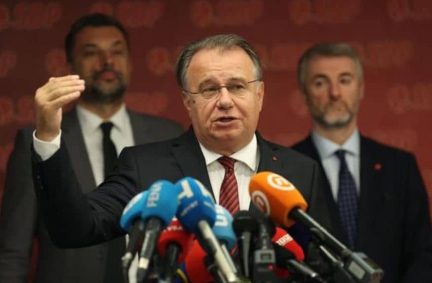 Premijer Federacije Nermin Nikšić poslao poruke: “Trojka poziva Evropsku uniju da nedvosmisleno stane iza visokog predstavnika”