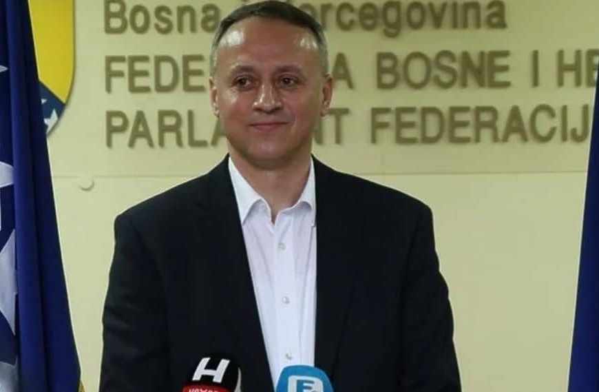 Zastupnik u Parlamentu FBiH napustio SDA, rekao da u stranci vlada atmosfera jednoumlja