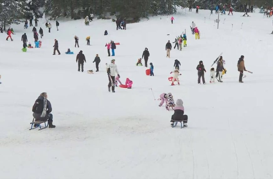 Hrvati “pohrlili” na skijalište u BiH: Cijene upola niže nego na Alpama